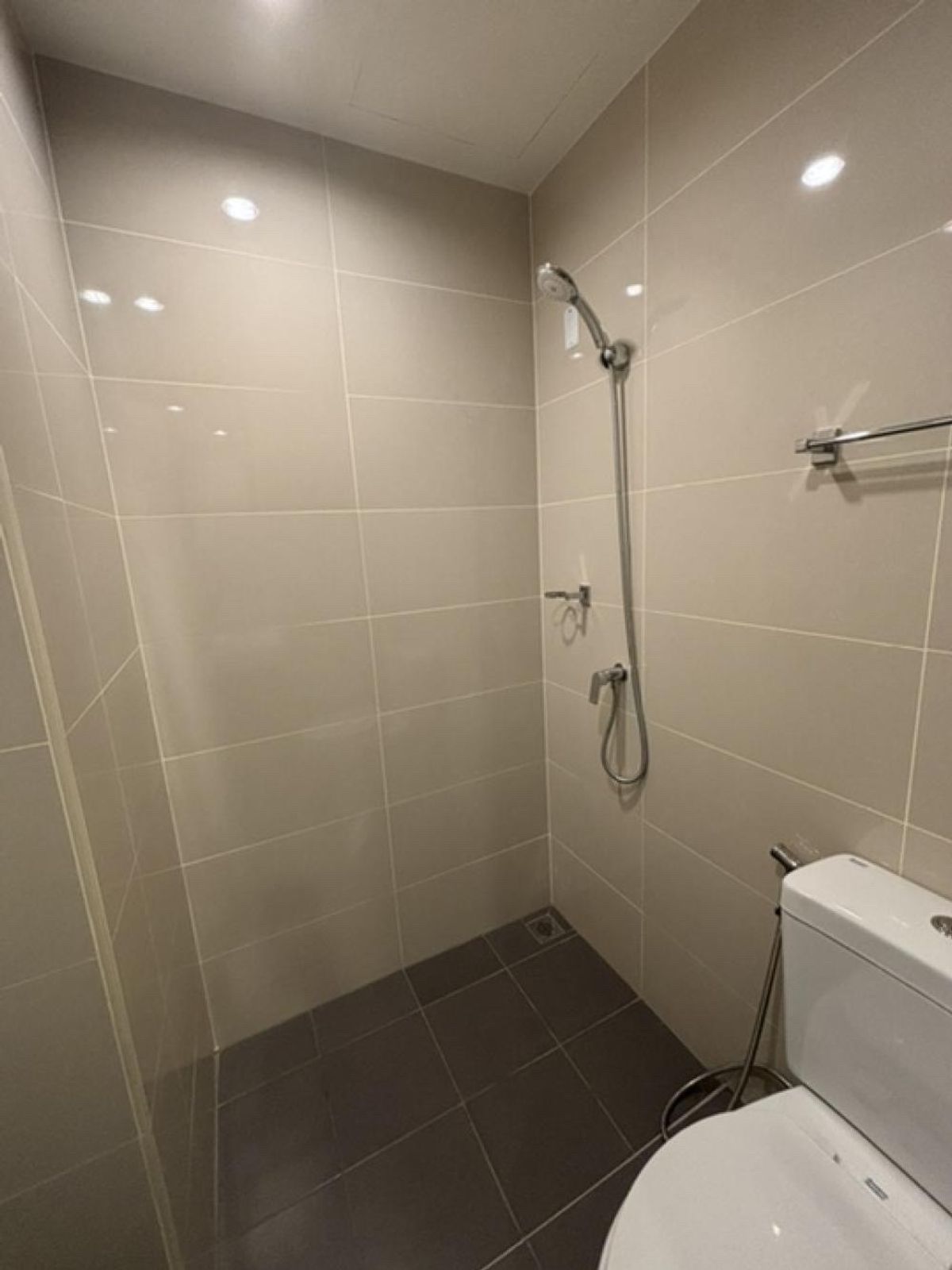 Fully Furnished 1-Bedroom Condo at A Space Mega Bangna