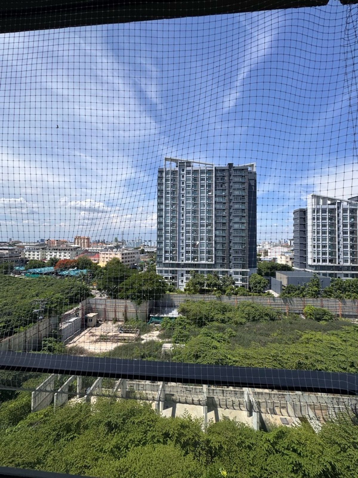 Rama 2 Condo - Compact Studio Apartment