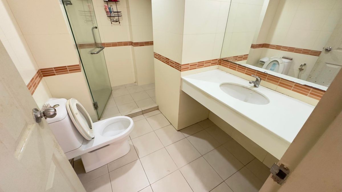 Pinnapa Condo On Nut - Spacious 1-Bedroom Apartment with Great View