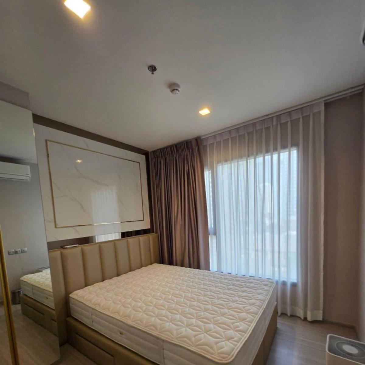 1 Bedroom Apartment at LifeAsokeHype Rama 9