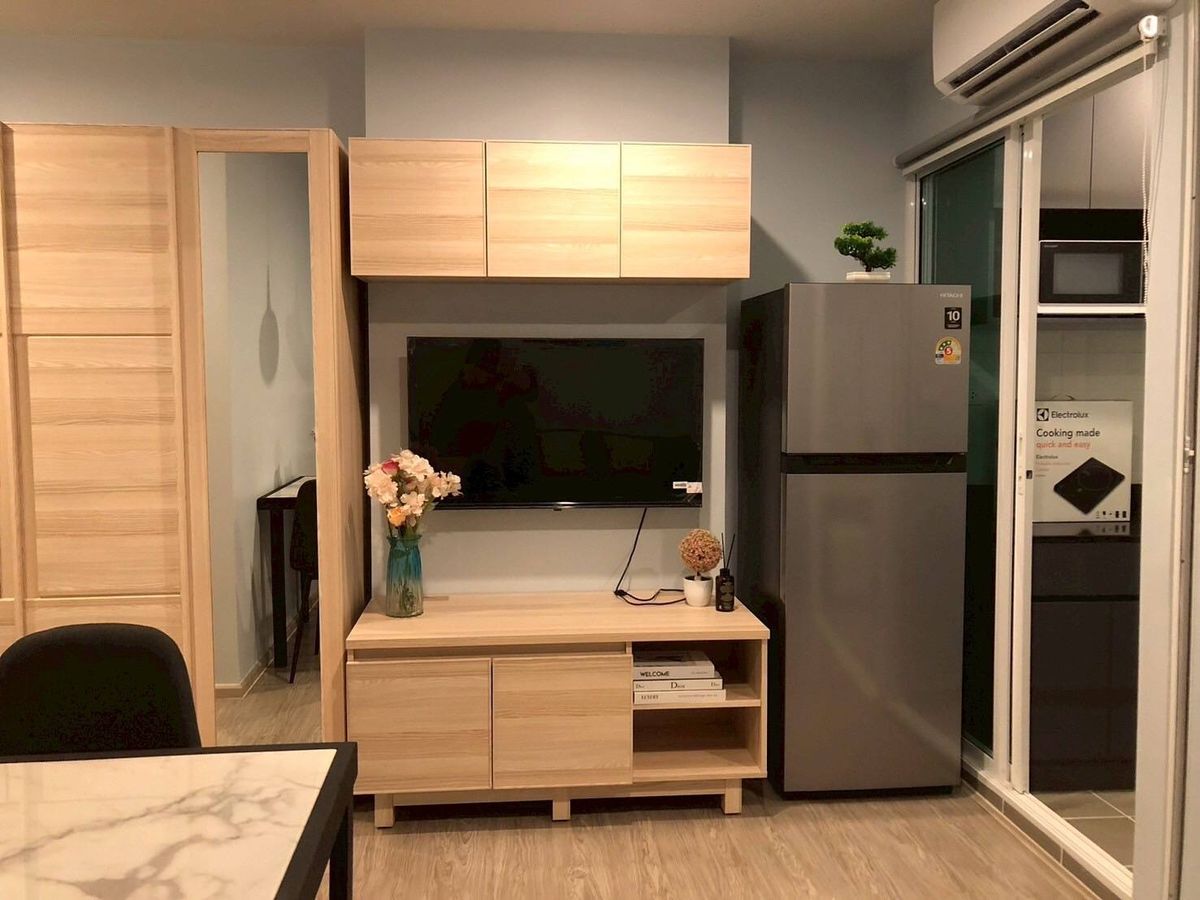 Regent Home Bangna - Compact 1-Bedroom Apartment Near BTS