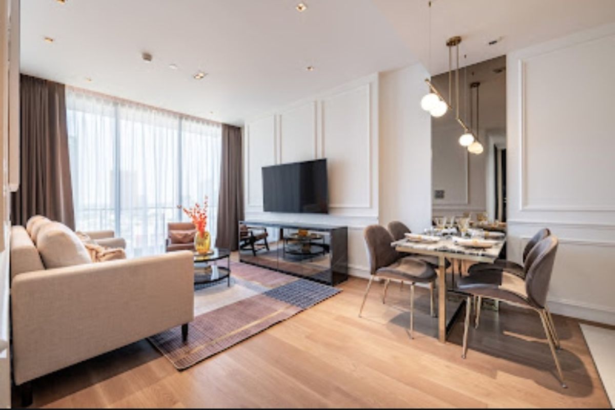 Luxury 2-Bedroom Apartment at BEATNIQ Thonglor