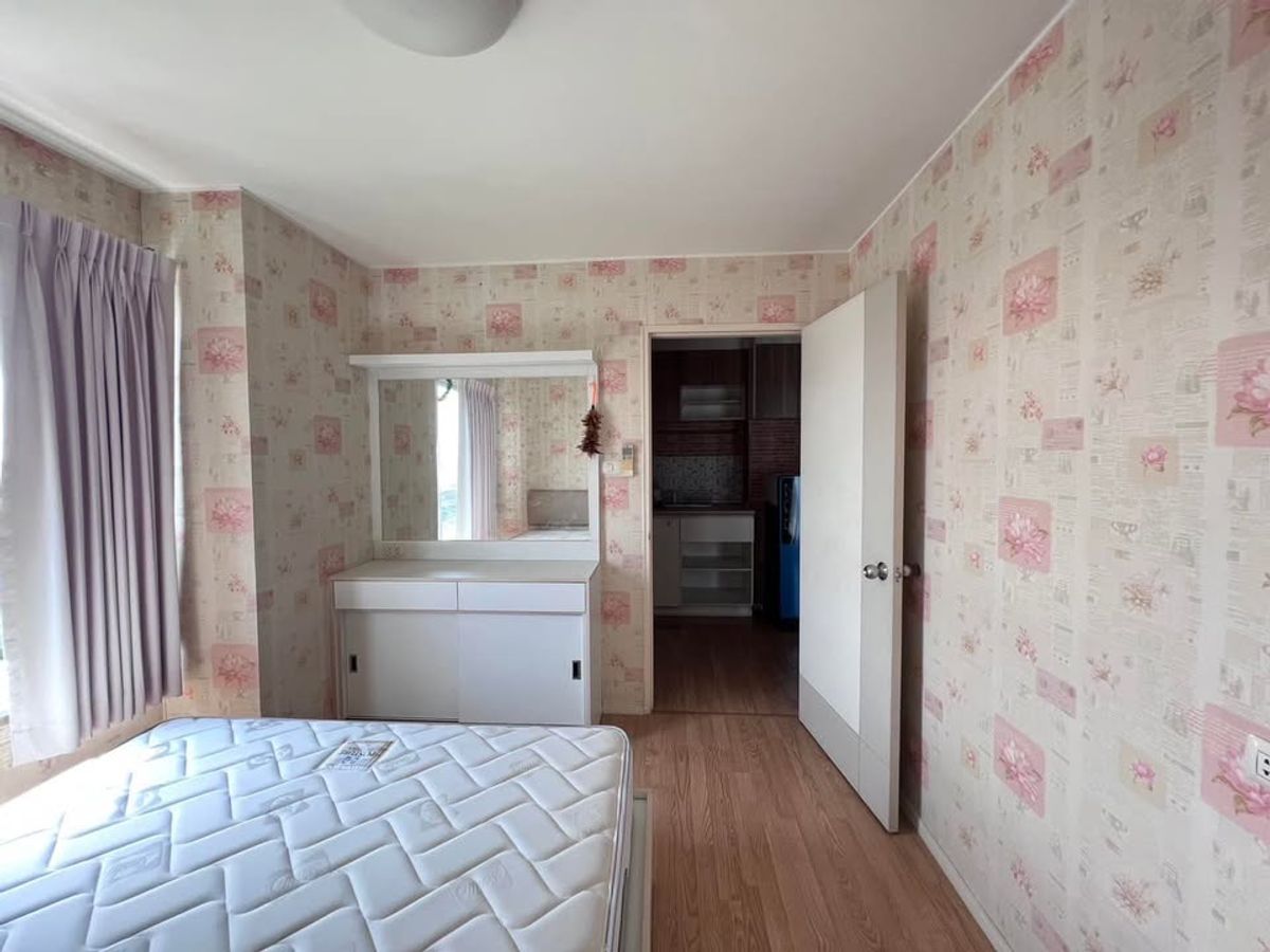 Lumpini Ville Onnut-Lat Krabang 1 Bedroom Condo
