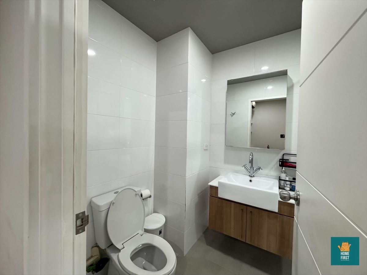 1 Bedroom Apartment at Blocs 77 with City View