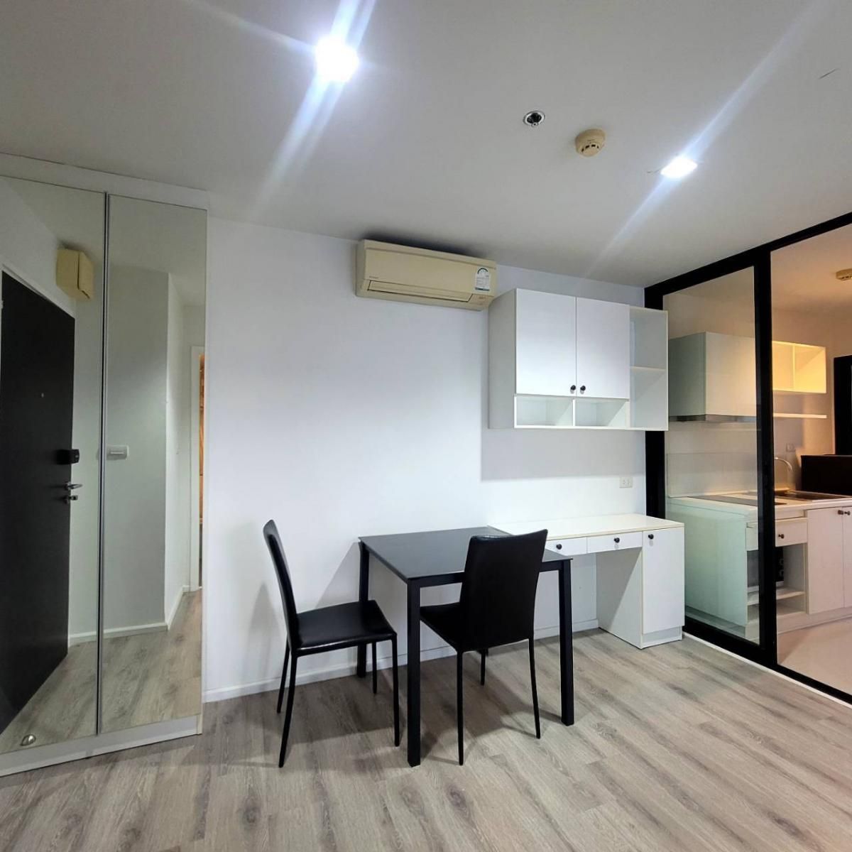 Night Bridge Condo - Near BTS Bearing, Fully Furnished 1-Bedroom