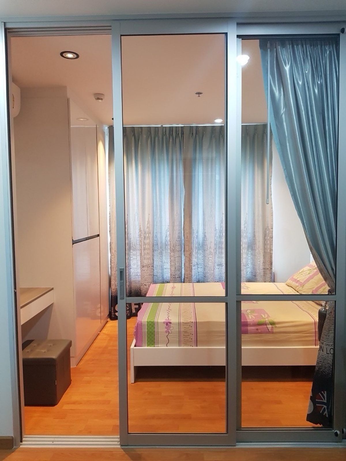 1 Bedroom Condo near The Mall Bang Khae, MRT Station, Pool View