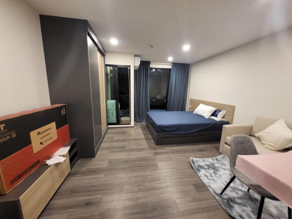 Brand New Flexi Sathon-Charoen Nakhon Rental Room