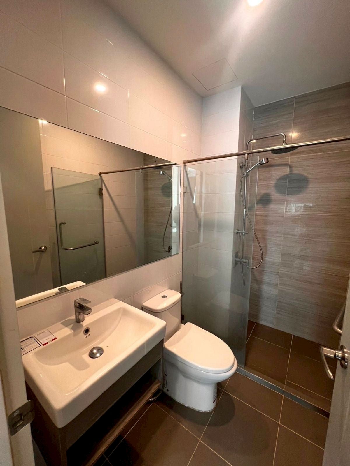 1 Bedroom Condo at Knightsbridge Collage Ramkhamhaeng, Near MRT Hua Mak