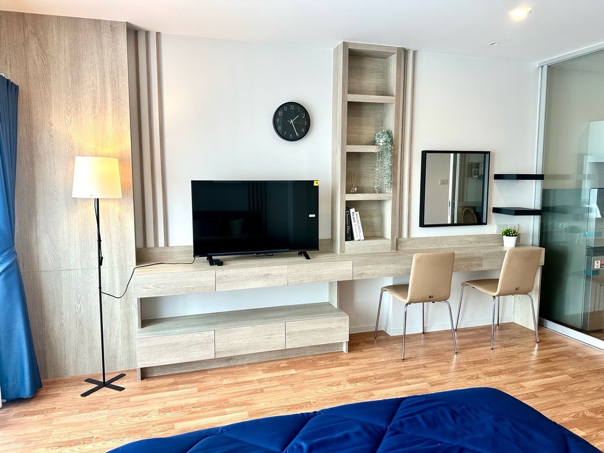 Lumpiny Park Borom-Sirindhorn Apartment, Fully Furnished