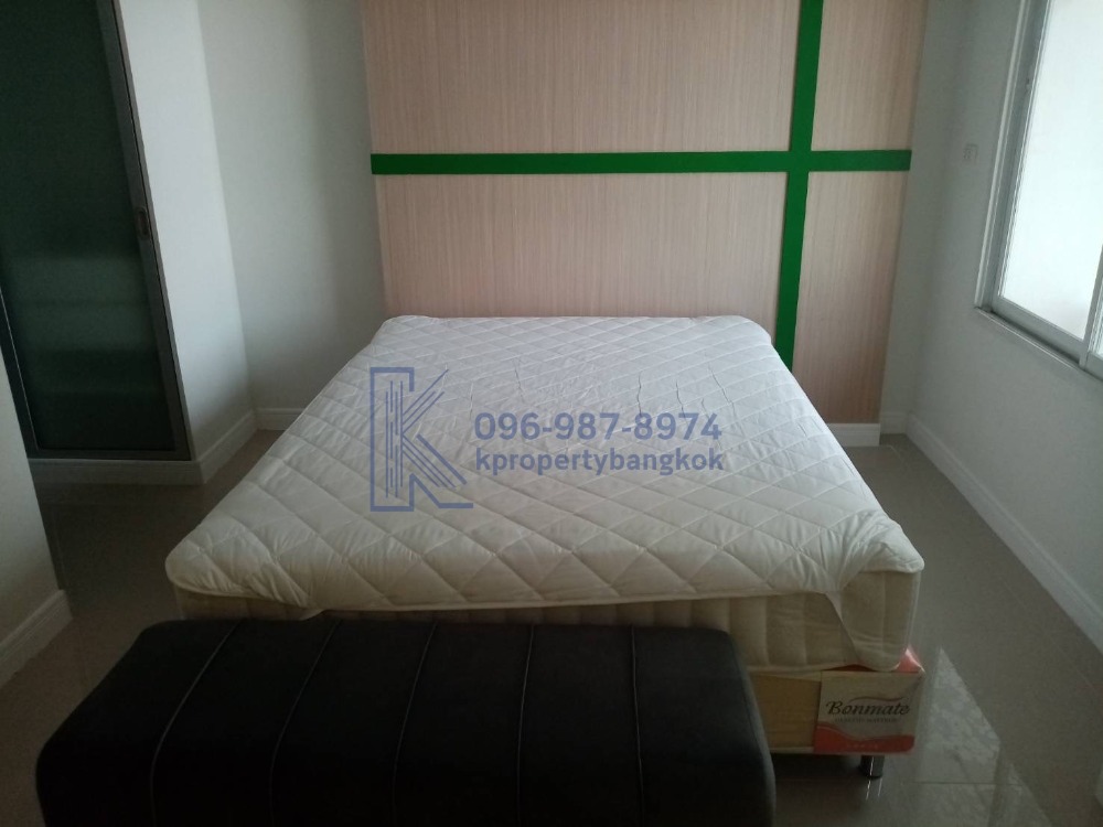 Studio Apartment near MRT Huaikwang