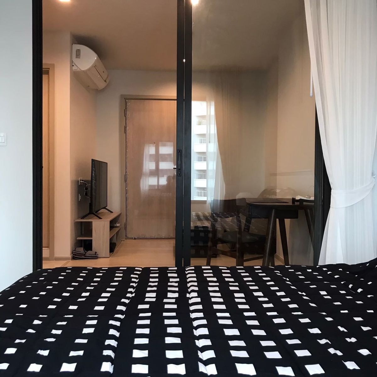 Central Embassy және BTS Ploenchit маңындағы Life One Wireless кондо