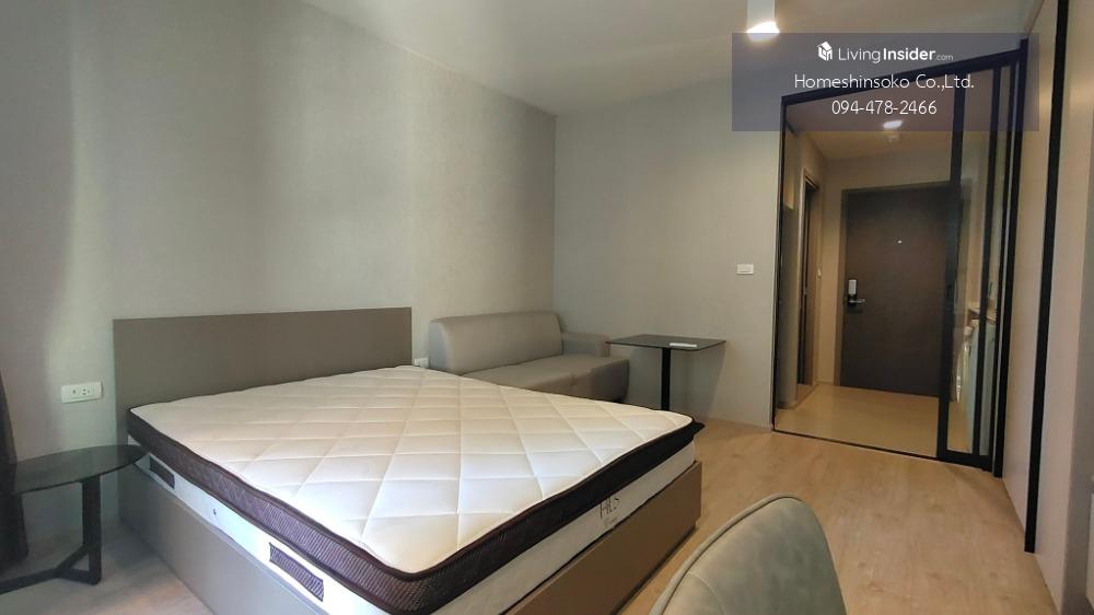 Condo near BTS Wongwian Yai with Multiple Facilities