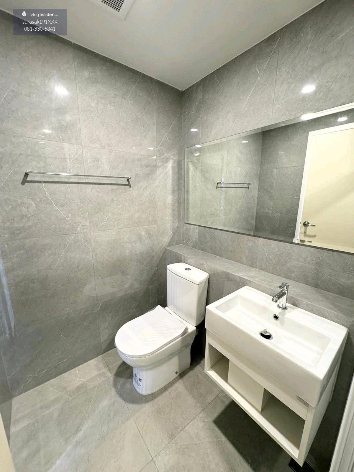 Blue Sukhumvit 105 Condo near MRT Srinasal, BTS Bearing