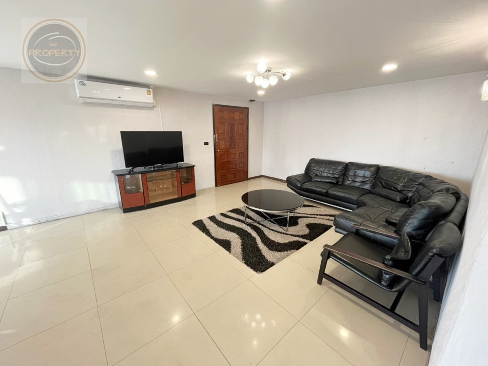 3-Bedroom Fully Furnished Condo at Empire House