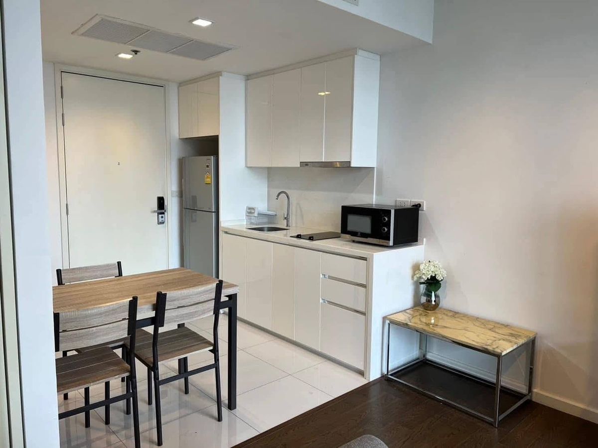Nara 9 Sathorn - Толық жабдықталған 1 бөлмелі пәтер