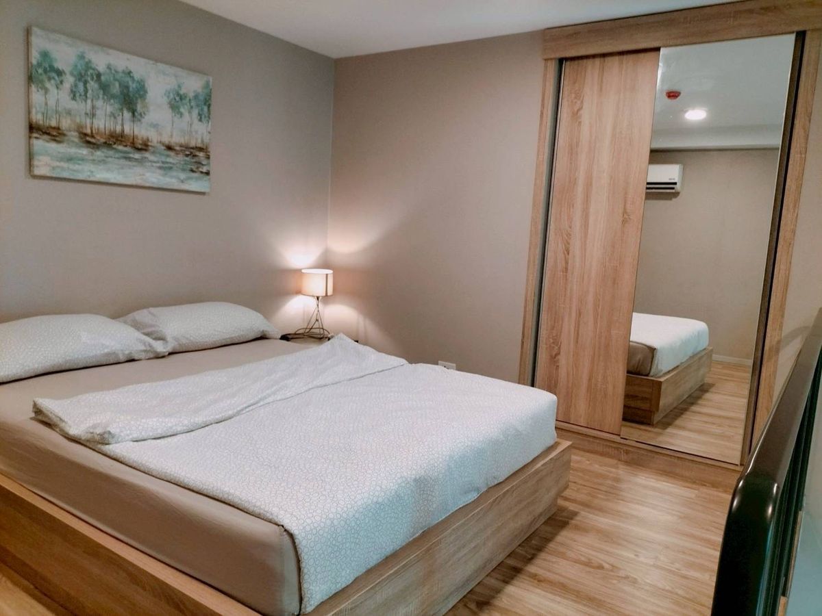 Duplex 1 Bedroom Condo near Sathorn, Fully Furnished