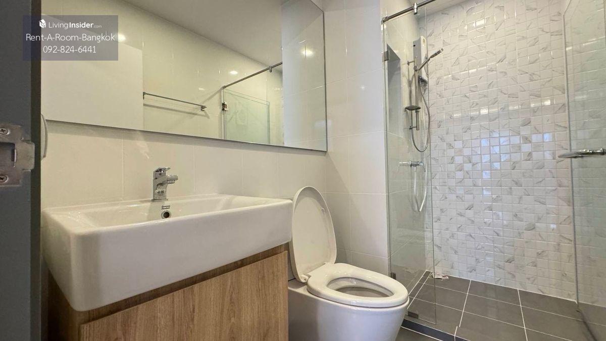 Beautiful Chewathai Pinklao Condo near Central Pinklao