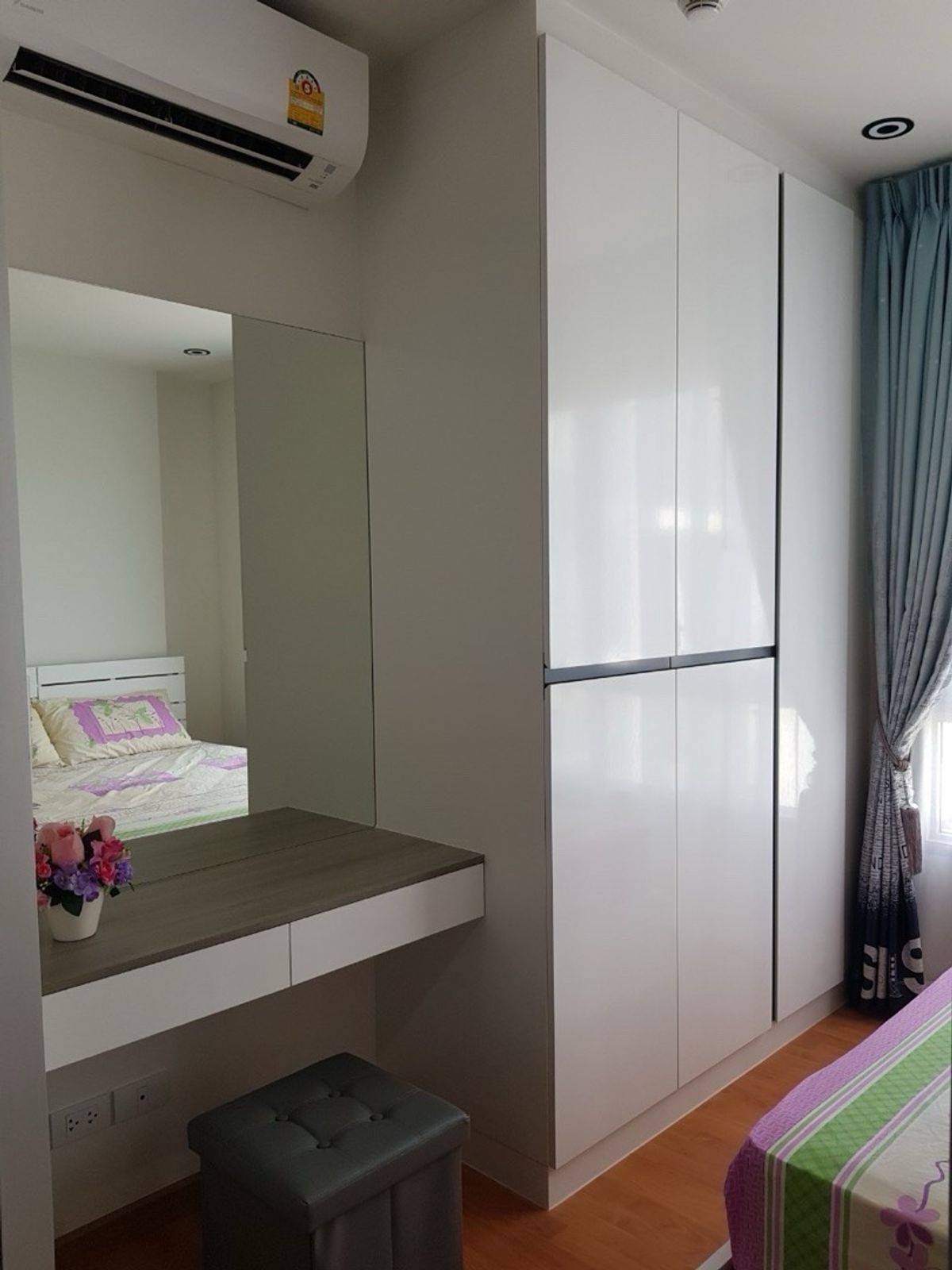 1 Bedroom Condo near The Mall Bang Khae, MRT Station, Pool View
