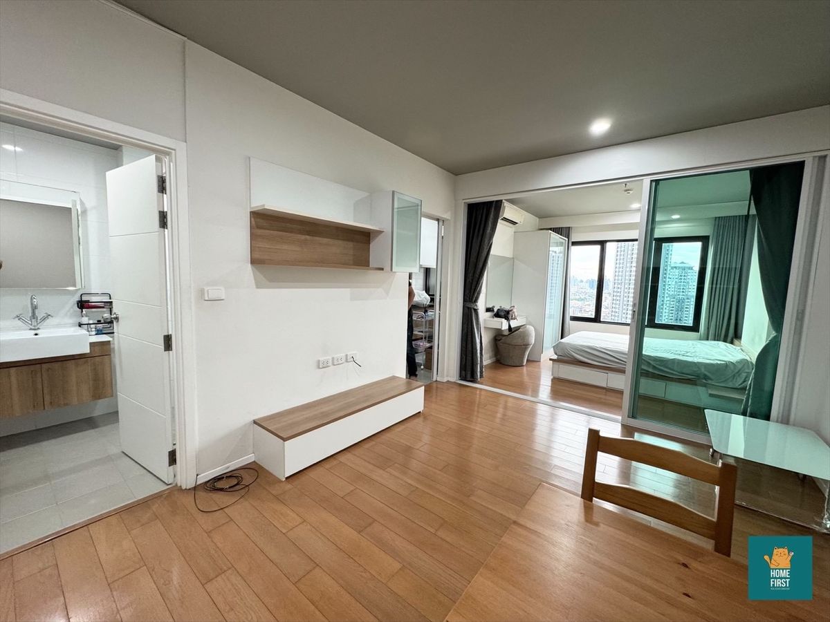 1 Bedroom Apartment at Blocs 77 with City View