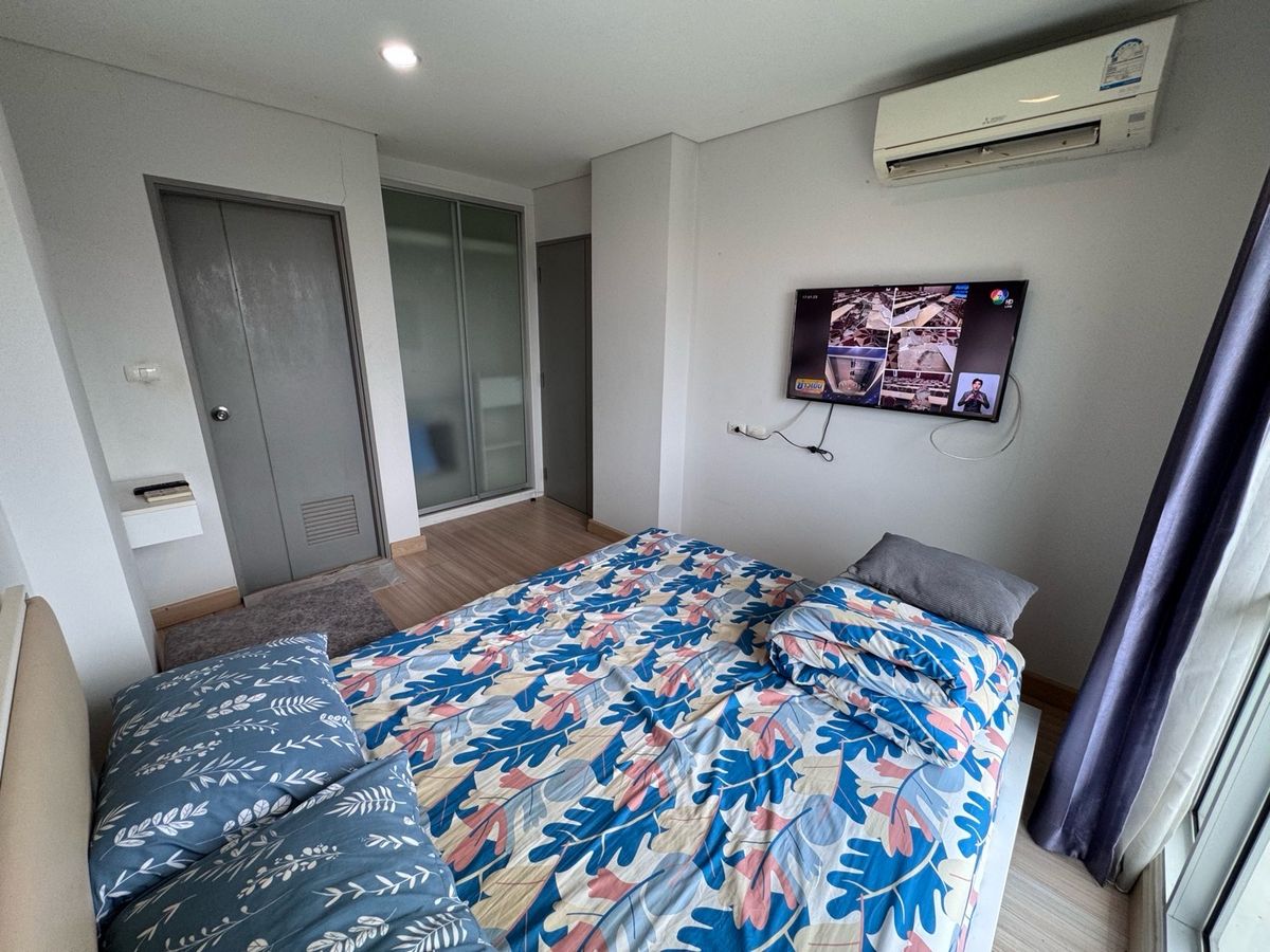 Beautiful Room at Serano Condo Rama 2
