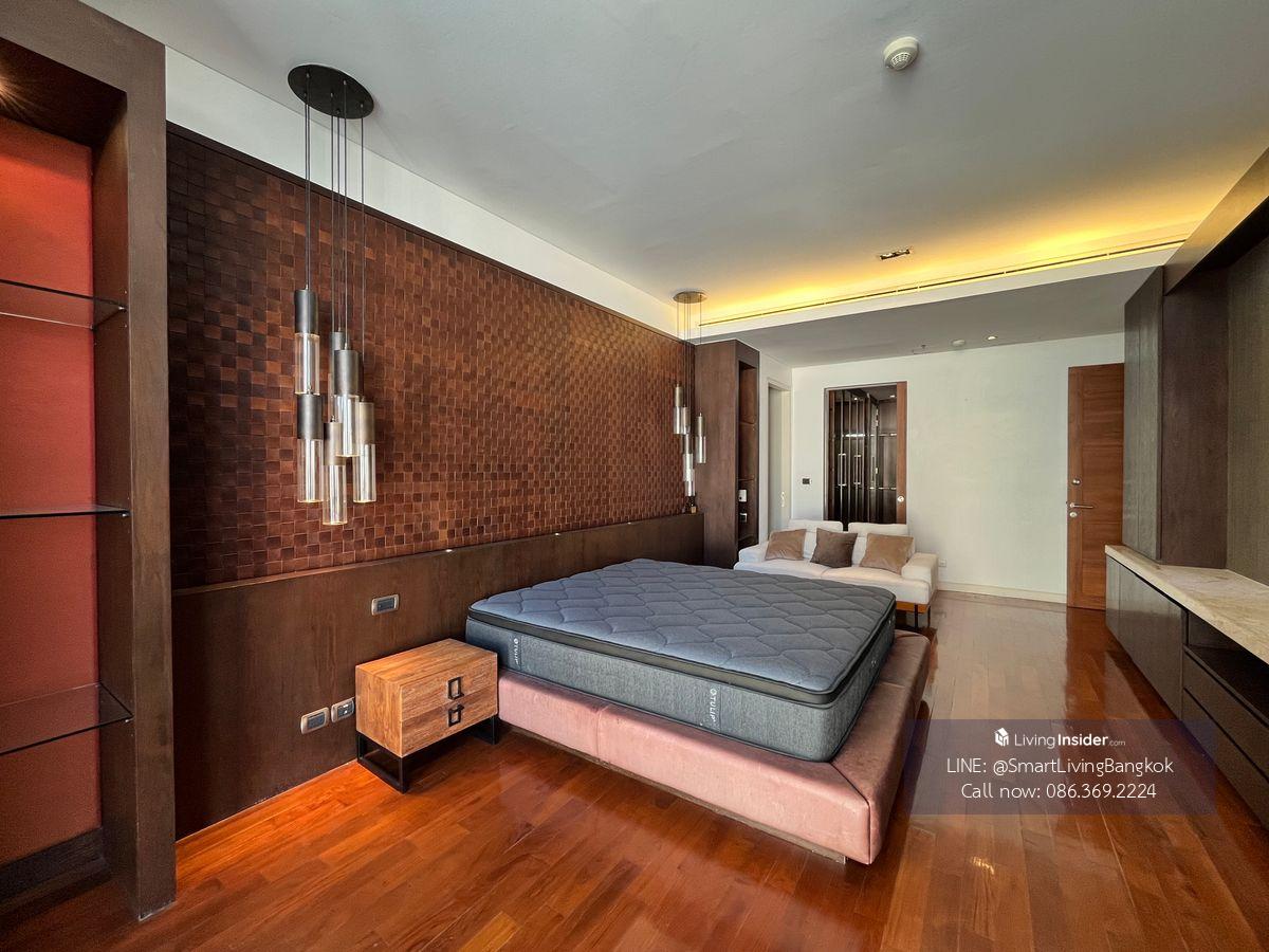 Luxury 4-Bedroom Condo near BTS Asoke, Sukhumvit 16
