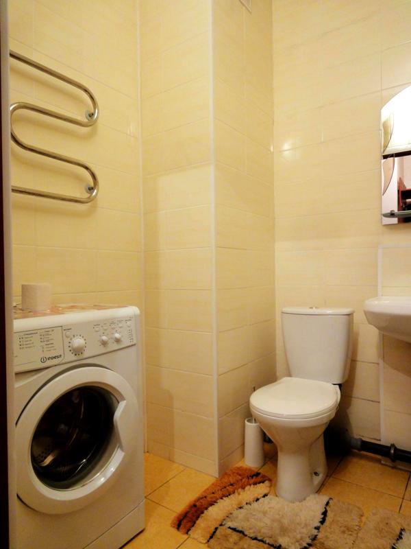 1-Bedroom Apartment in New 'Seven Skies' Complex near 7 km Market, Odessa