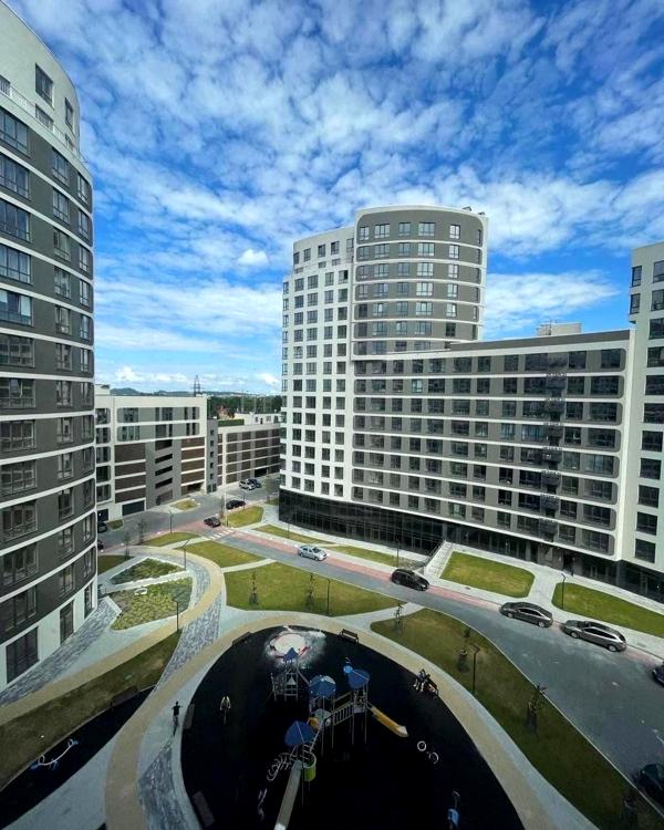 2-Bedroom Apartment in Parус City Complex, Kulparkivska Street
