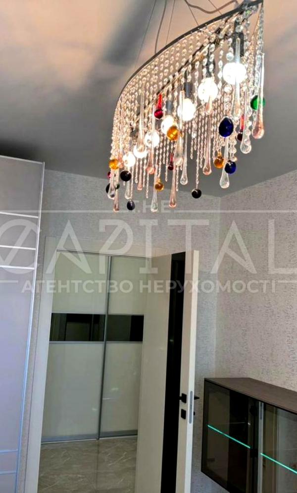 3-Room Apartment in Hoffmann House, Kyiv - Premium Urban Living