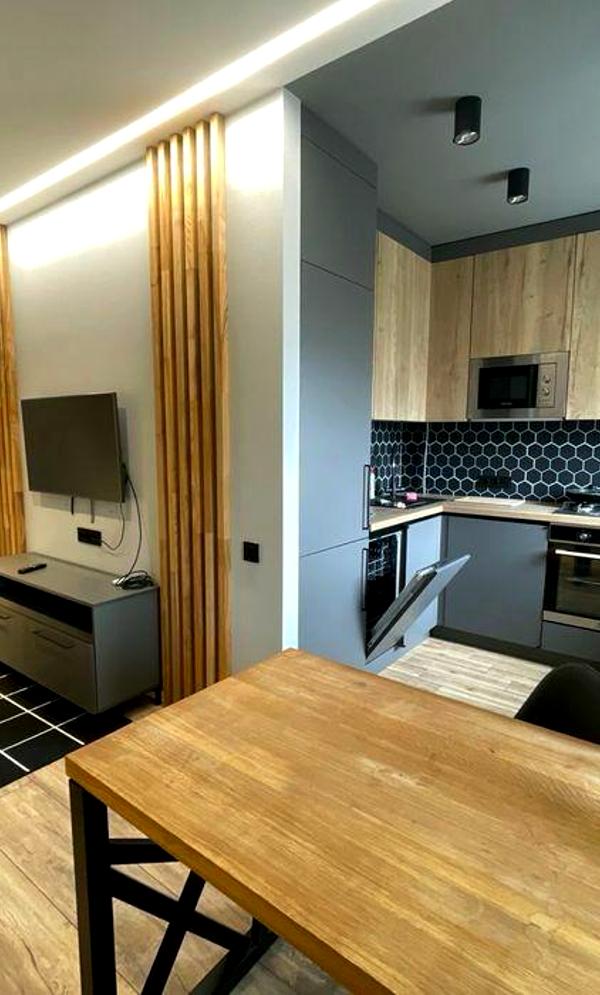 2-Bedroom Apartment near Beresteiska Metro with Modern Design