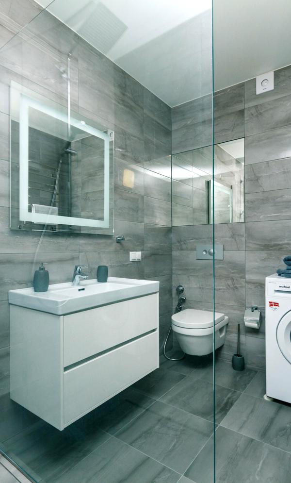 Modern VIP Studio Apartment with City View