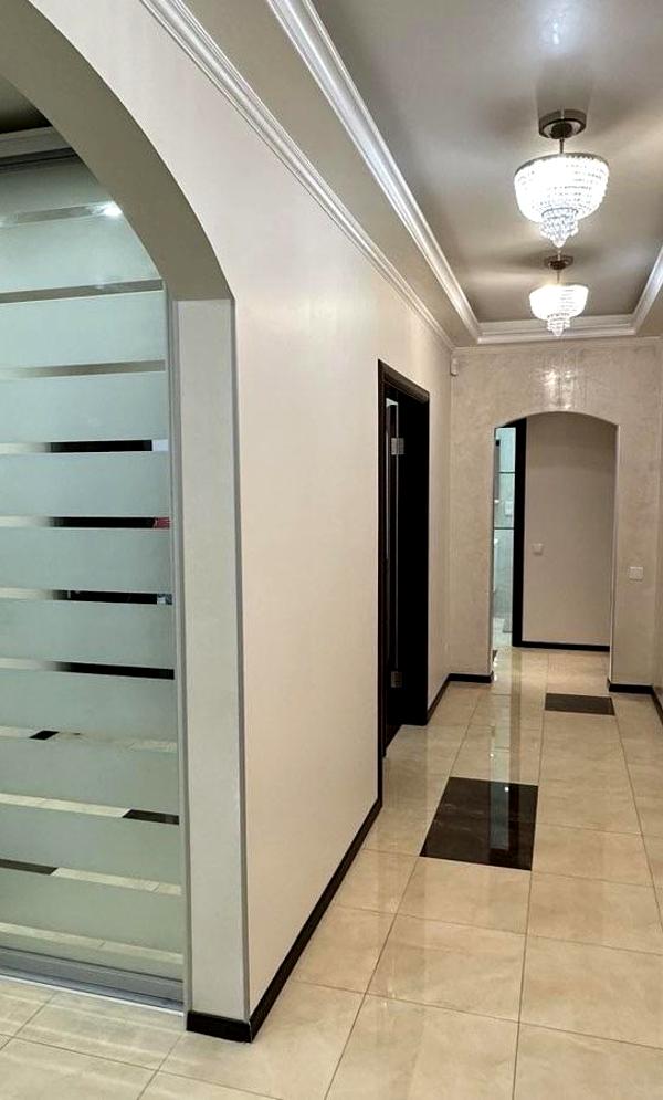 Spacious 2-Bedroom Apartment Near Poznyaky Metro with Modern Amenities
