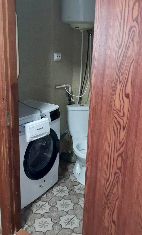 Fully Renovated Apartment with Modern Appliances