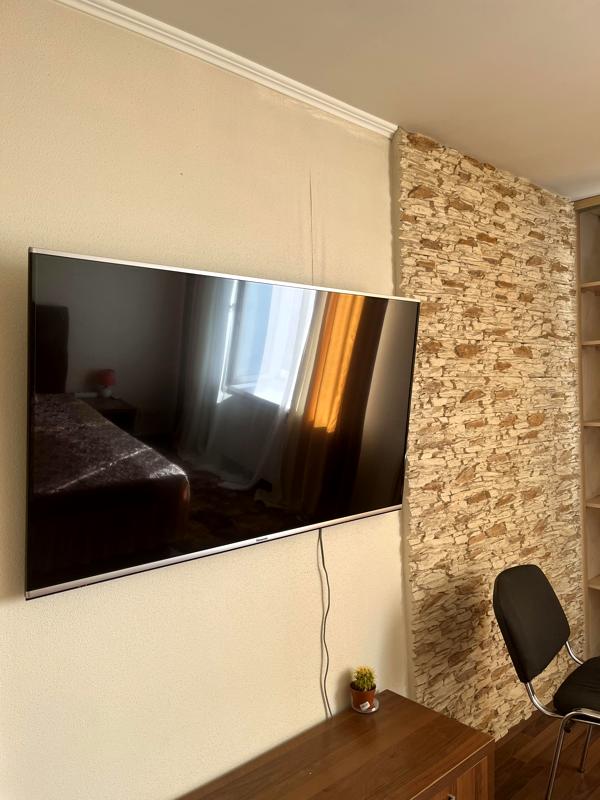 1-room apartment near Antonovicha, Ocean Plaza, Volodymyrsky Market