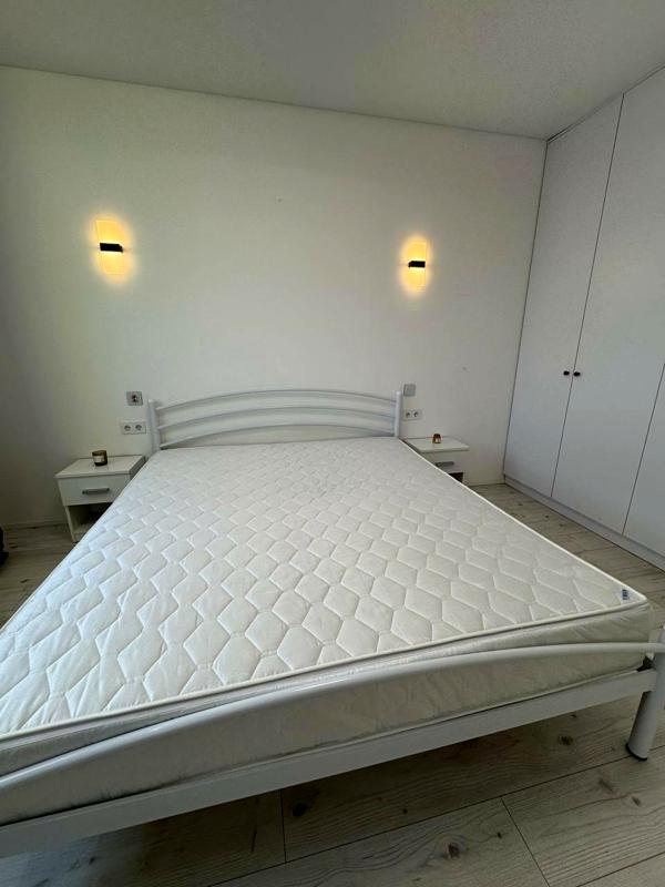 Stylish 2-bedroom apartment in Strumok residential complex