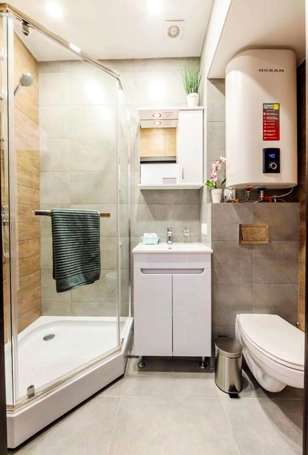 Smart Apartment in Central Kyiv at Ukrainian Heroes Square