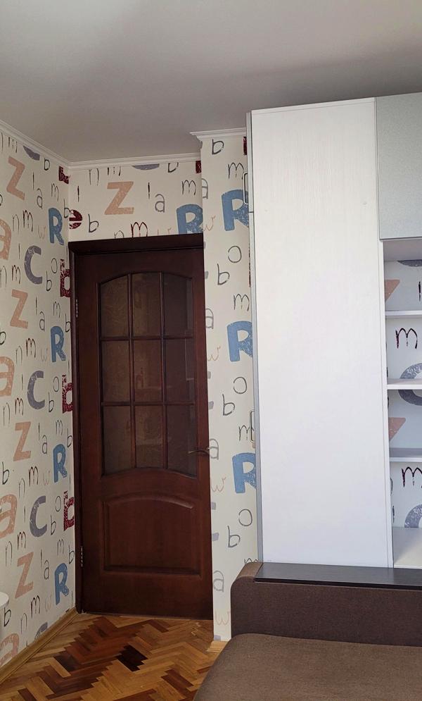 Cozy 2-room apartment near Lukyanivska metro with modern renovation