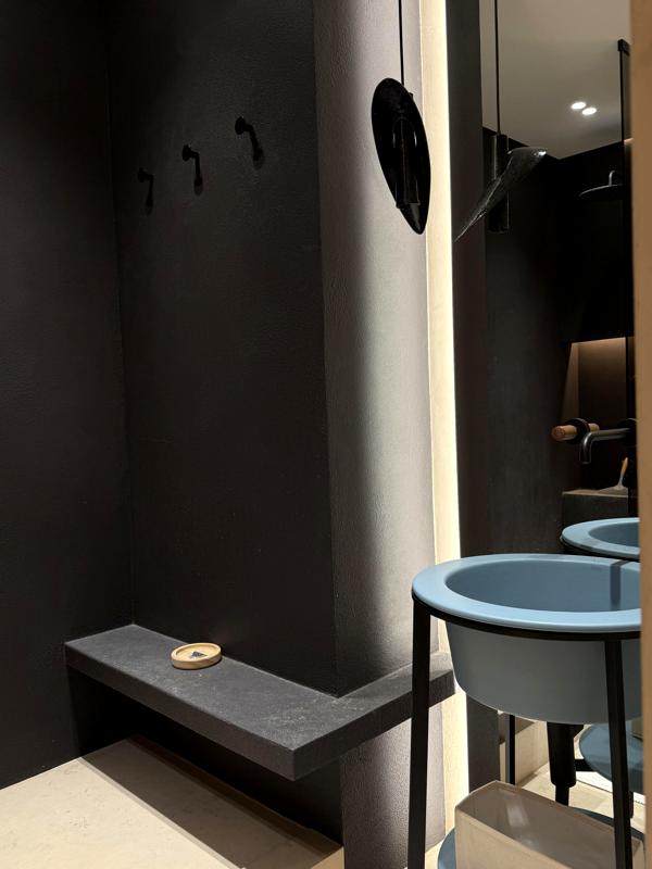 Elite 3-Room Apartment in French Quarter 2 Complex, Pechersk District