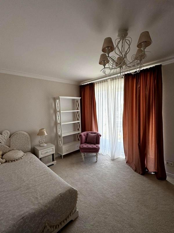 4-Room Spacious Apartment in Salut Residential Complex