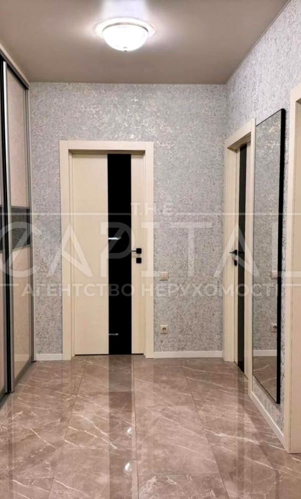 3-Room Apartment in Hoffmann House, Kyiv - Premium Urban Living