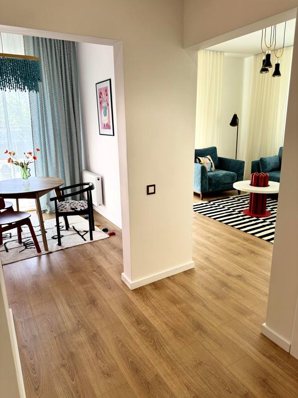 2-Room Apartment Near City Center with Spacious Rooms