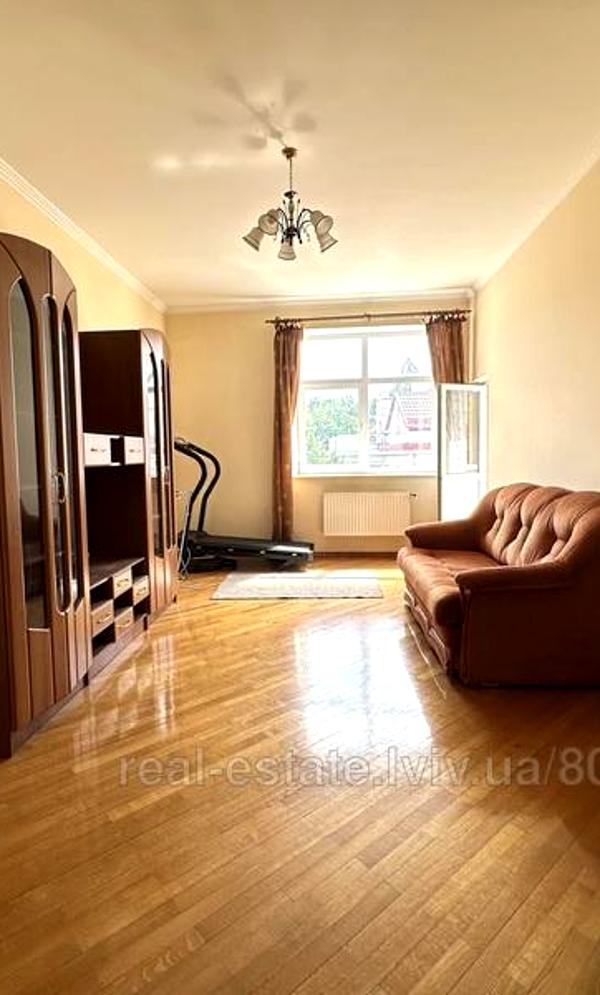 3-Bedroom Apartment with Designer Interior, 2 Bathrooms, 2 Balconies