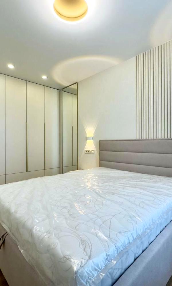Premium 1-bedroom apartment in Avalon Yard complex near city center