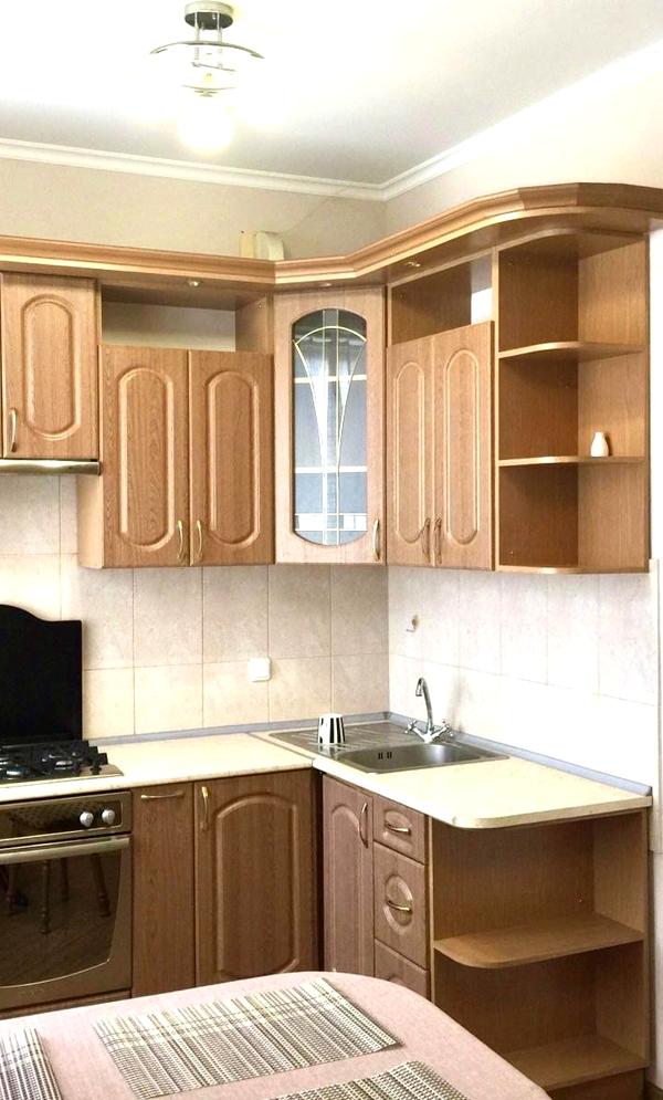 2-Level 4-Room Apartment near Botanical Garden and Shevchenko Park