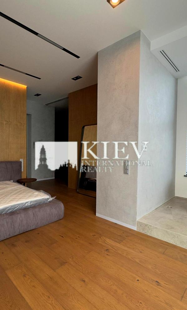 Luxury Duplex Penthouse with Panoramic Dnipro View in Novopecherski Lipki Complex