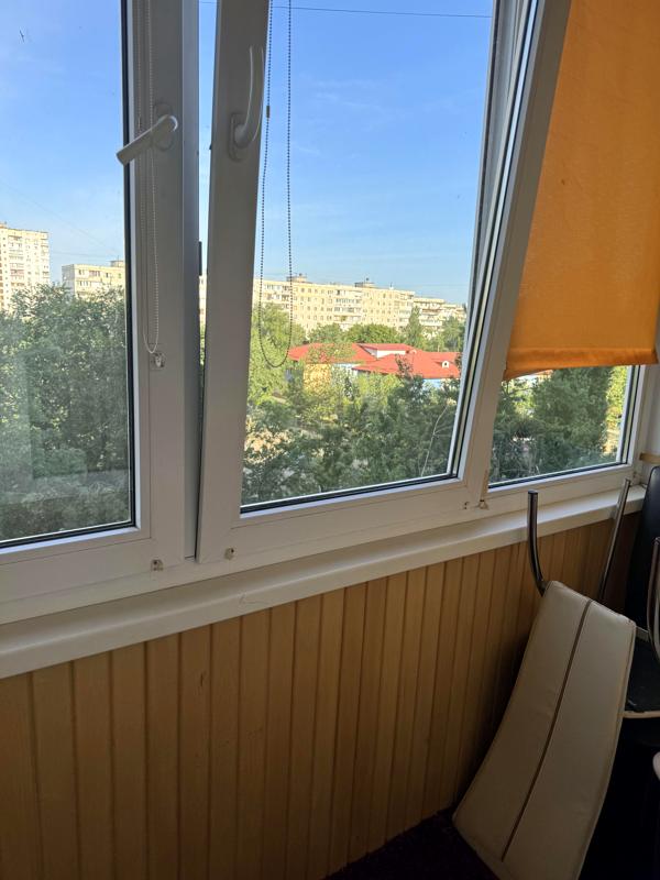 1-Bedroom Apartment near Minskaya Metro, Fully Furnished