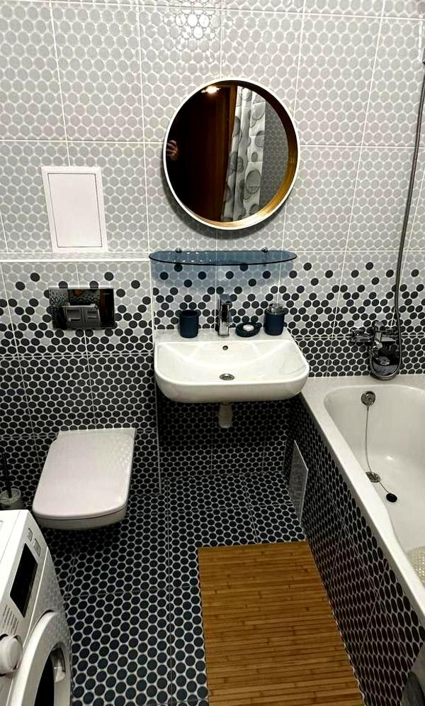 2-Room Apartment in Zhovtnevyi District, Family Complex