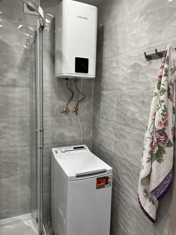 Cozy 1-Bedroom Apartment in Podilskyi District, Kyiv - Vynohrader Neighborhood