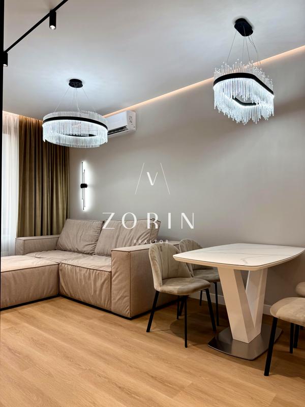 Luxury 3-Bedroom Apartment in Delight Hall Complex