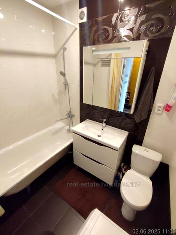 Modern Apartment with Comfortable Design and Prime Location