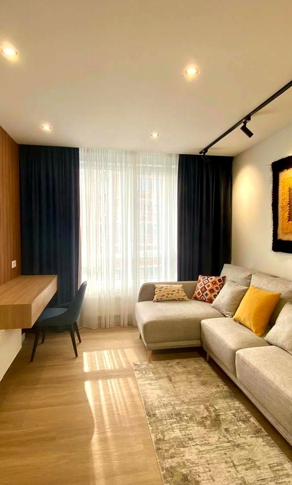 1-Bedroom Apartment in Greenville Park with Designer Renovation